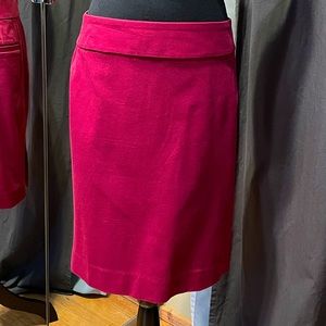 Size 8 Banana Republic pencil skirt - beautiful cranberry color